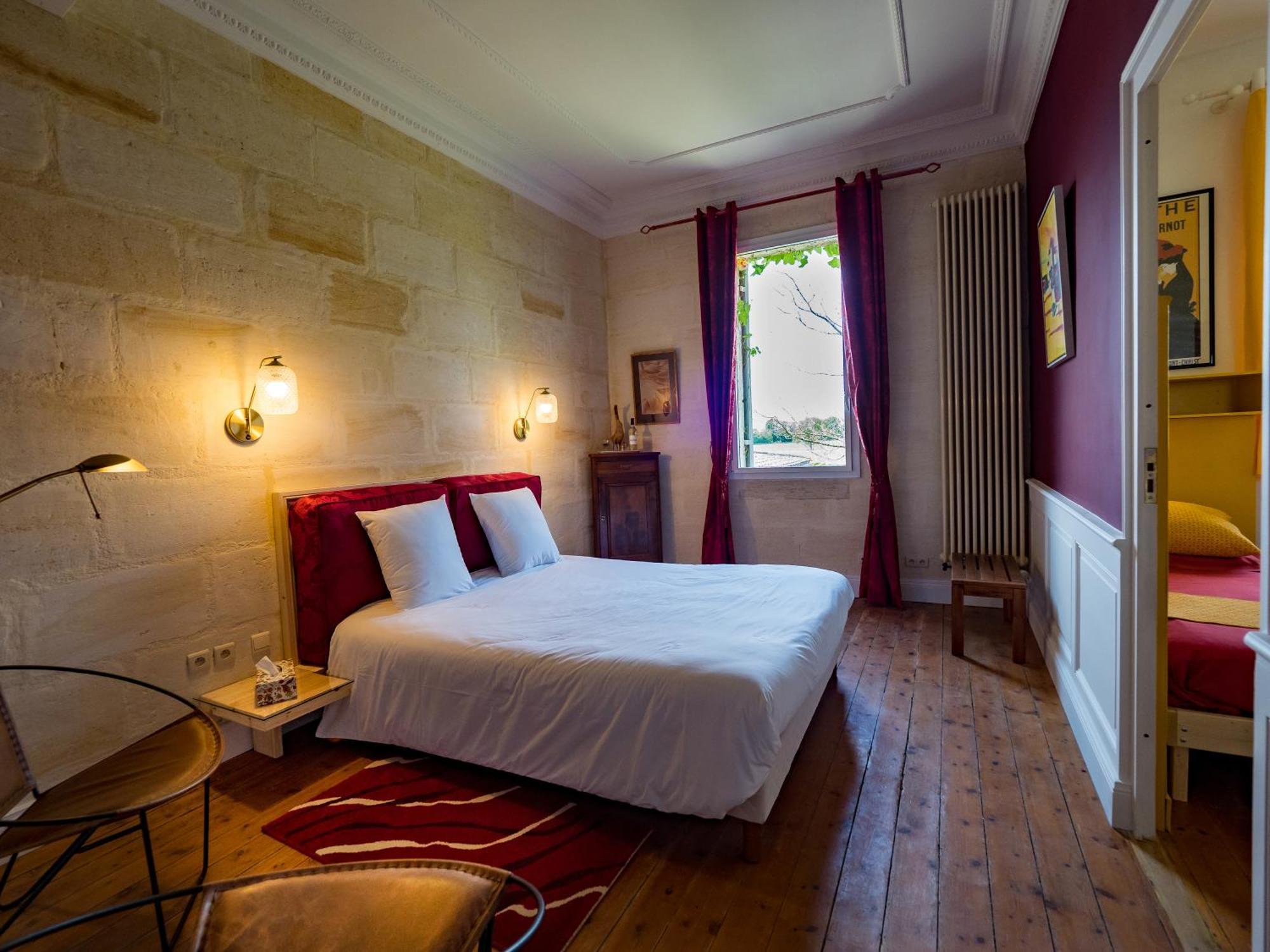 Hotel Petit Garros Fronsac  Pokoj fotografie
